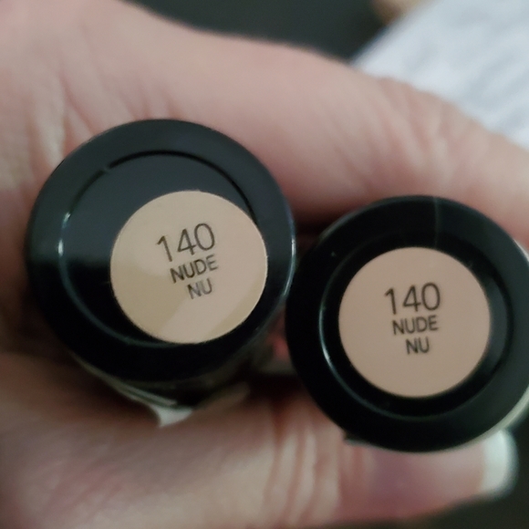 Revlon PhotoReady Insta-Fix Makeup, Nude - Picture 3 of 3